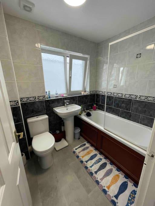 Cosy 2 Bedroom Flat Bishopston